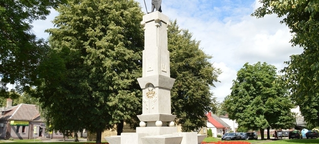 Monument to the Grand Duke of Lithuania Kęstutis in Prienai